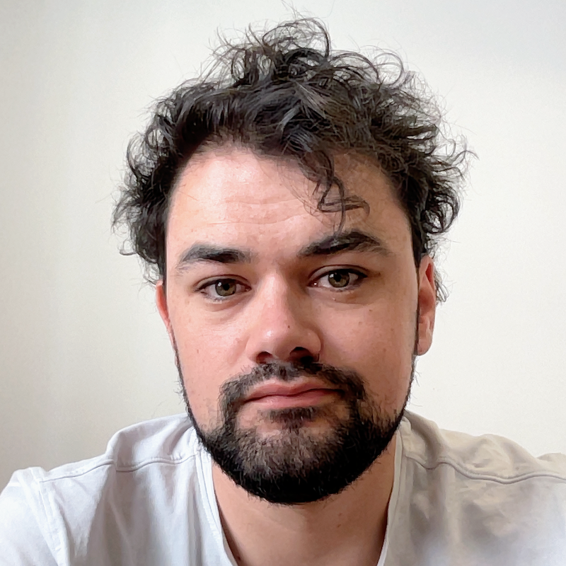 Nicolás Van Sint Jan